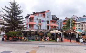 Хотел Елит